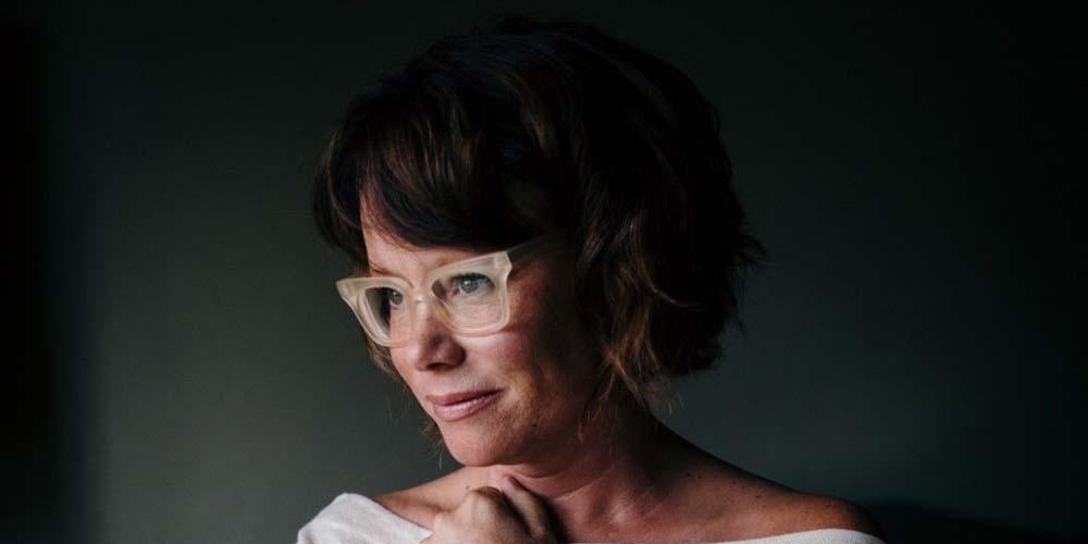 Sarah Groves