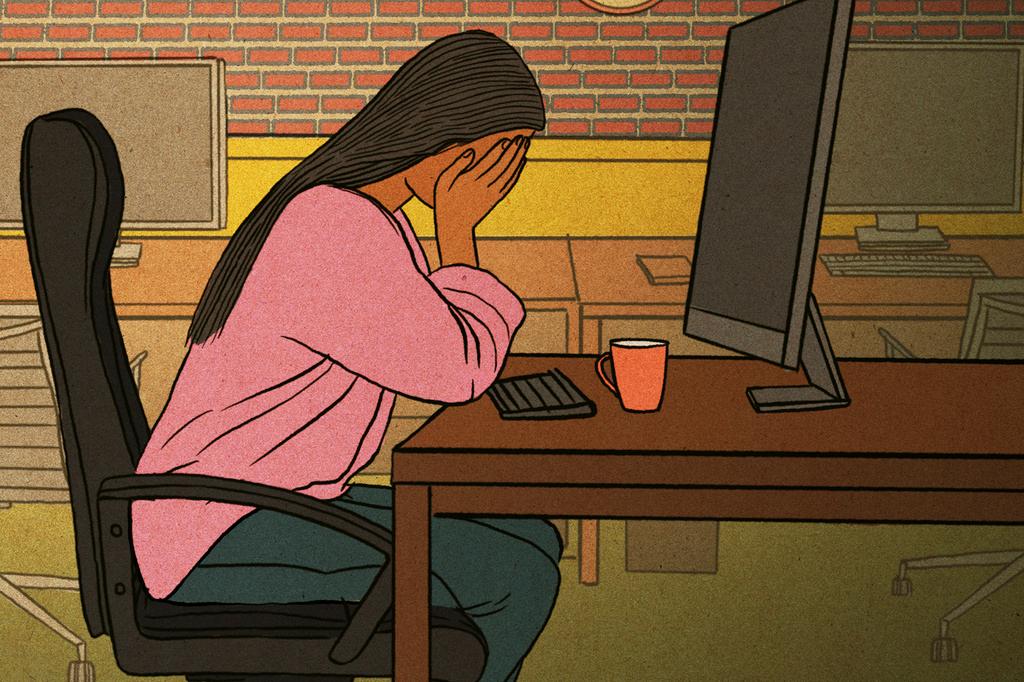 How do you identify a toxic work environment?