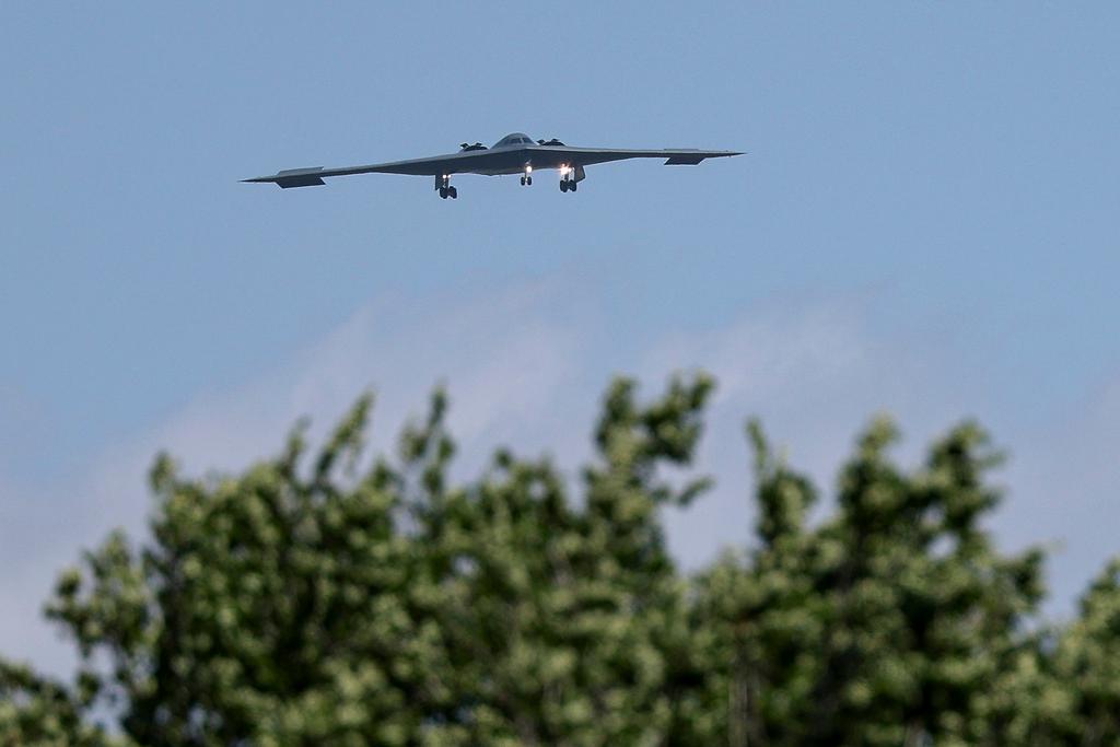 B-2 bomber arrives at Whiteman Air Force Base Mo.