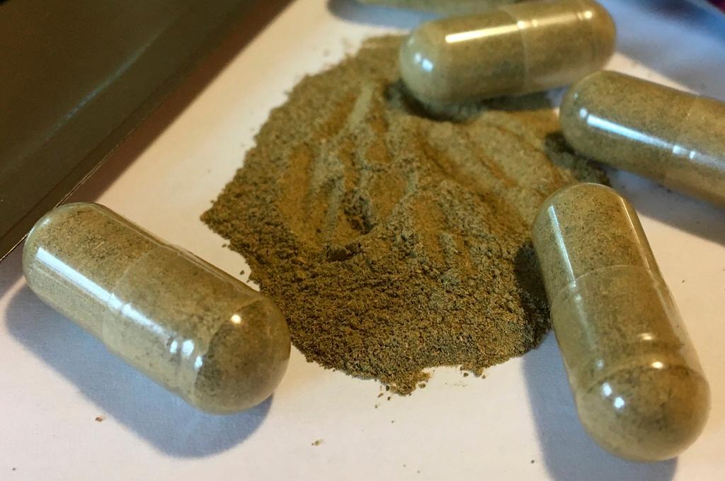 Kratom capsules