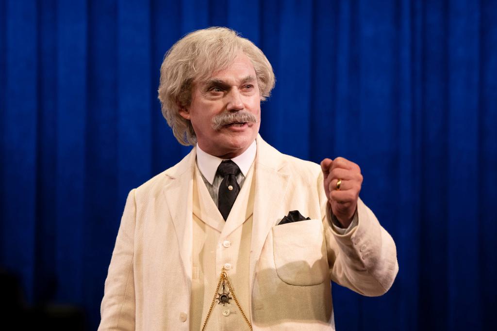 Richard Thomas as Mark Twain