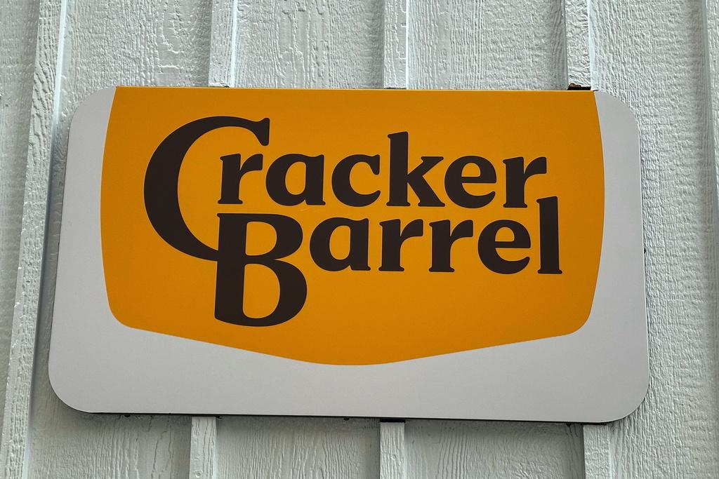 New Cracker Barrel logo on store in New York