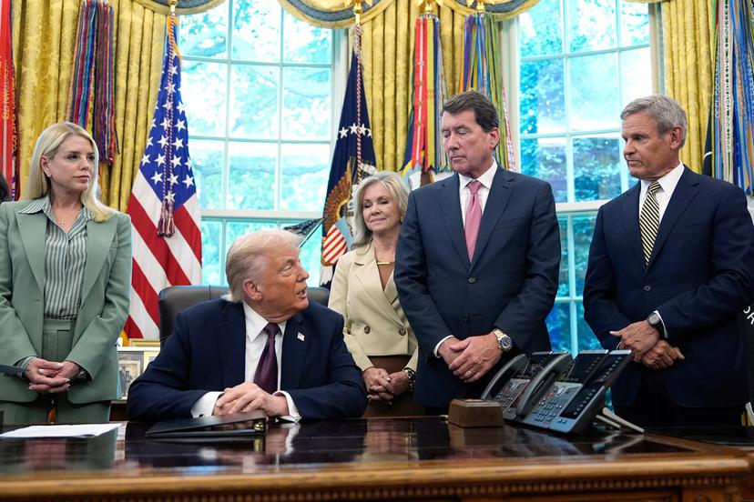 President Donald Trump speaks as Attorney General Pam Bondi, from left, Sen. Marsha Blackburn, R-Tenn., Sen. Bill Hagerty, R-Tenn., and Tennessee Gov. Bill Lee listen in the Oval Office