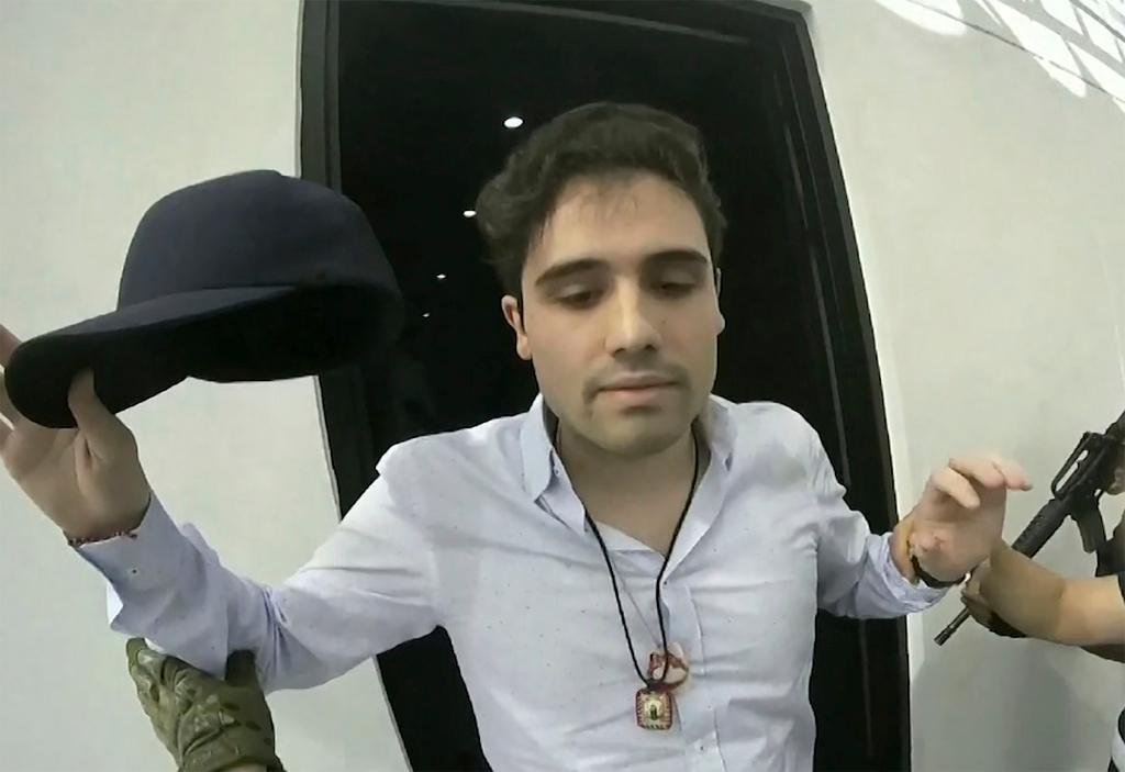 Ovidio Guzman Lopez being detained in Culiacan, Mexico