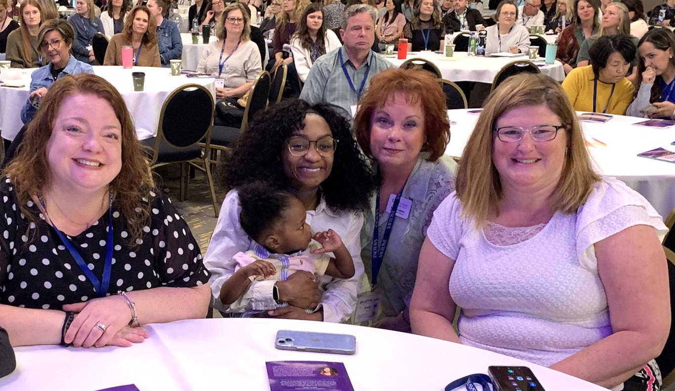 Lifehouse Maternity Home client Kayla receives $15,000 scholarship