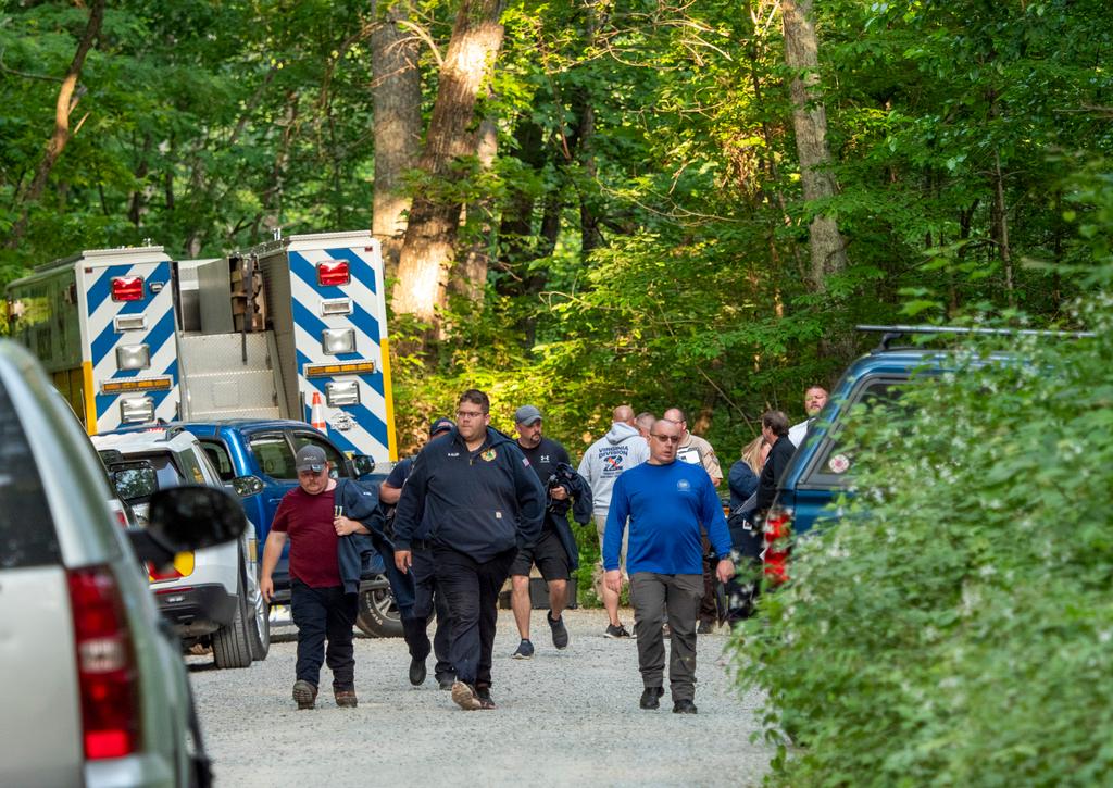 Search and rescue crews found no survivors at the crash site in Virgina