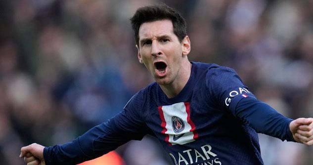 Man with soccer shirt and hands out