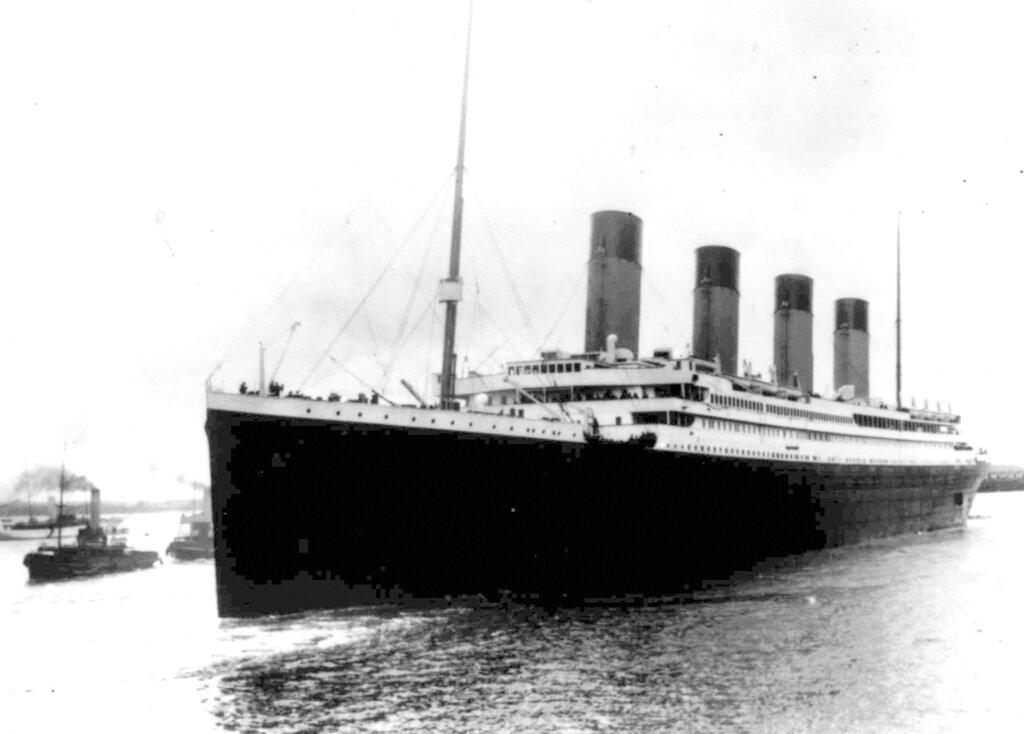 Titanic leaves Southampton, England on her maiden voyage