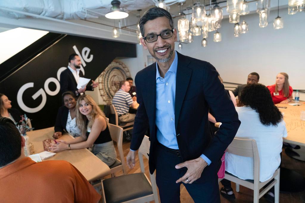 Google CEO Sundar Pichai attends a workshop with college students at the Google office in Washington