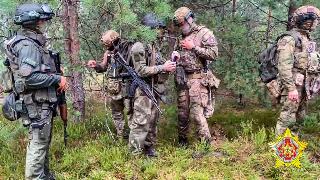 Belarusian soldiers of the Special Operations Forces (SOF) and mercenary fighters from Wagner private military company attend weeklong maneuvers