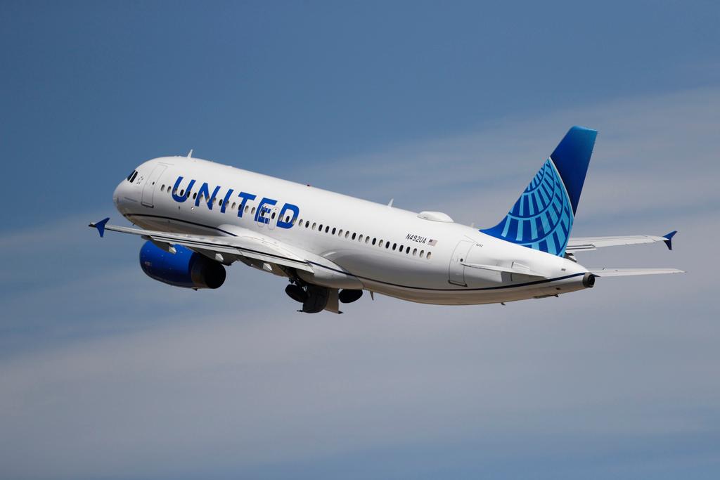  A United Airlines jetliner lifts off from a runway at Denver International Airport 