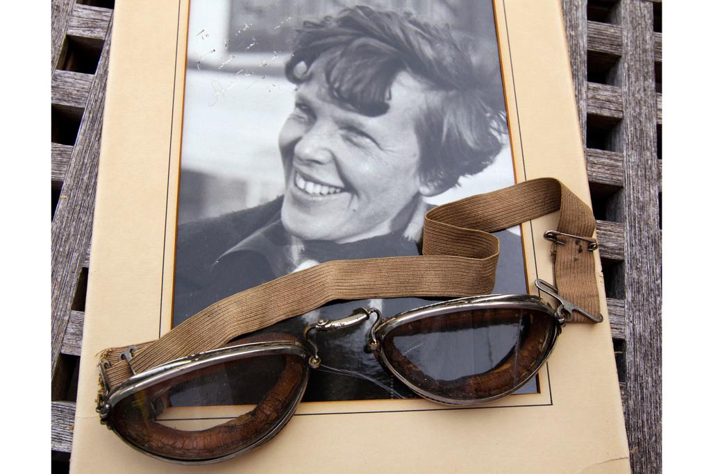 An original, unpublished personal photo of Amelia Earhart dated 1937