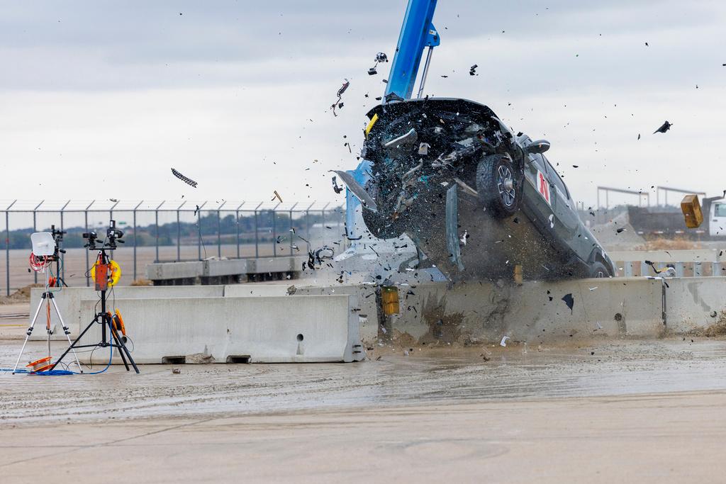 A 2022 Rivian R1T is used for crash test research