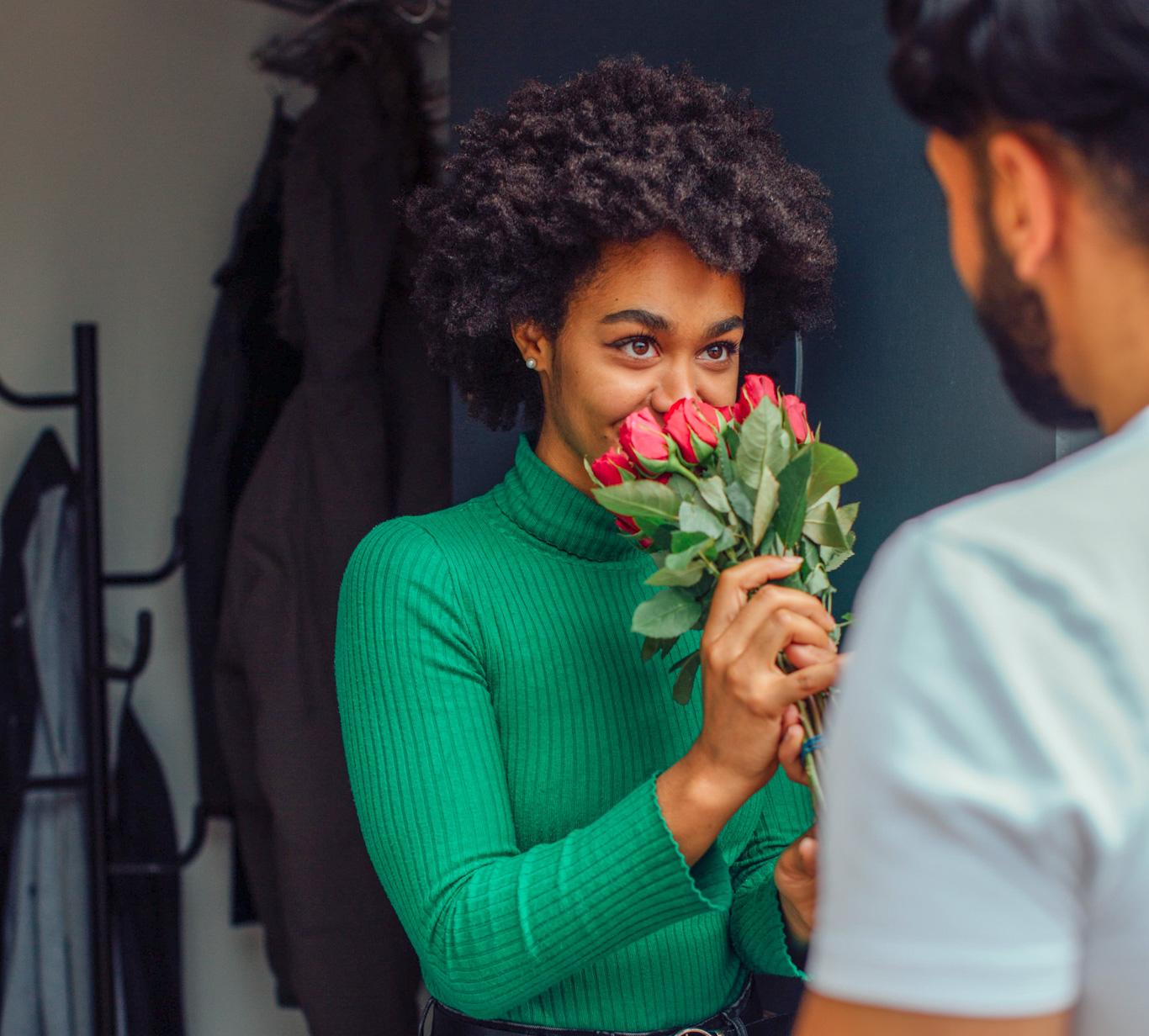 BBB.org/ScamTracker has received numerous reports from shoppers who turned to online florists for last-minute orders. They paid for a beautiful arrangement but got disappointing flowers – or nothing at all. 