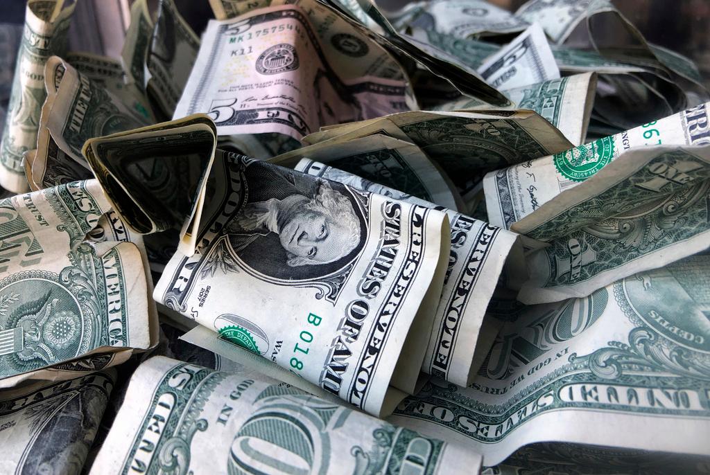 The average median refund is $932 for 2020
