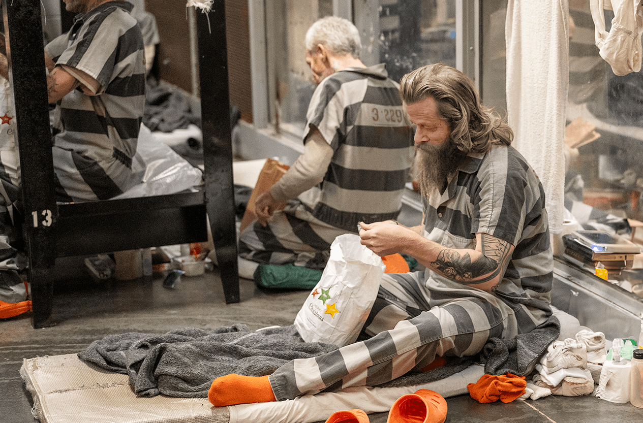 The thoughtful gesture may be the only hope the inmates experience behind bars. 