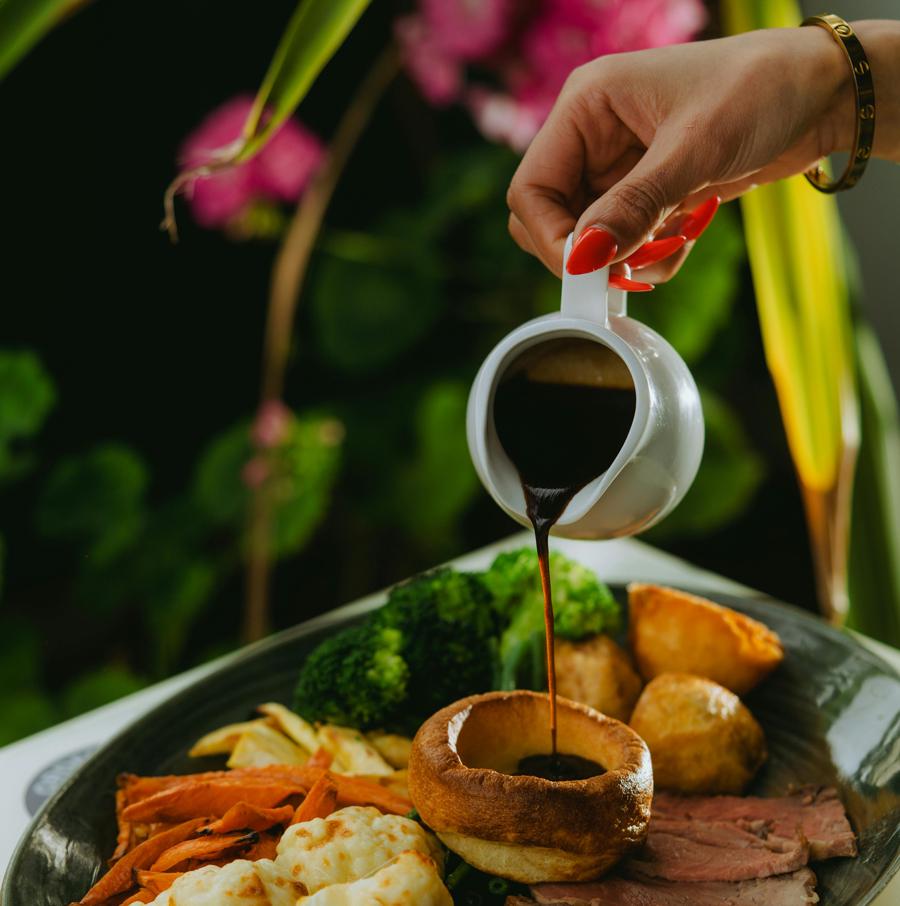 “How to Make Gravy,” written by singer Paul Kelly, has become a holiday classic in Australia 