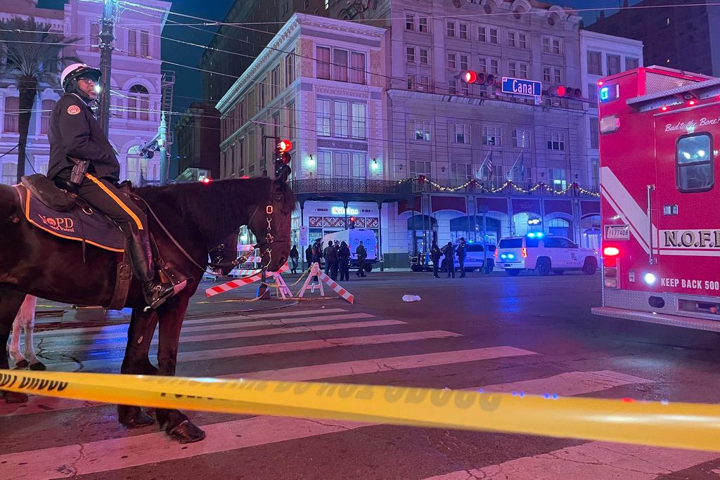 mounted police officer arrives on Canal Street