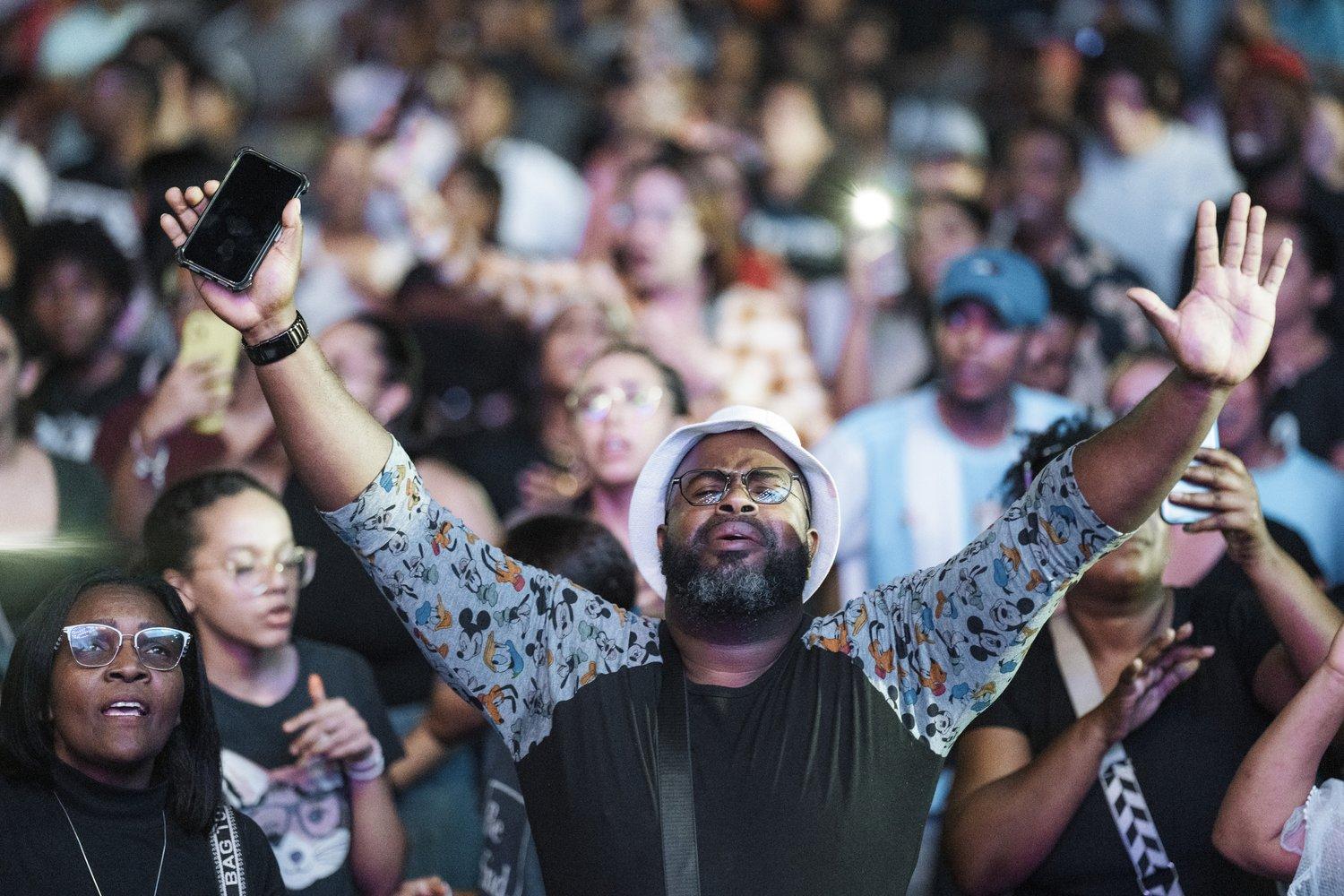 Despite forecasts of rain, the first night of the festival launched under a clear, moonlit sky—an answered prayer 