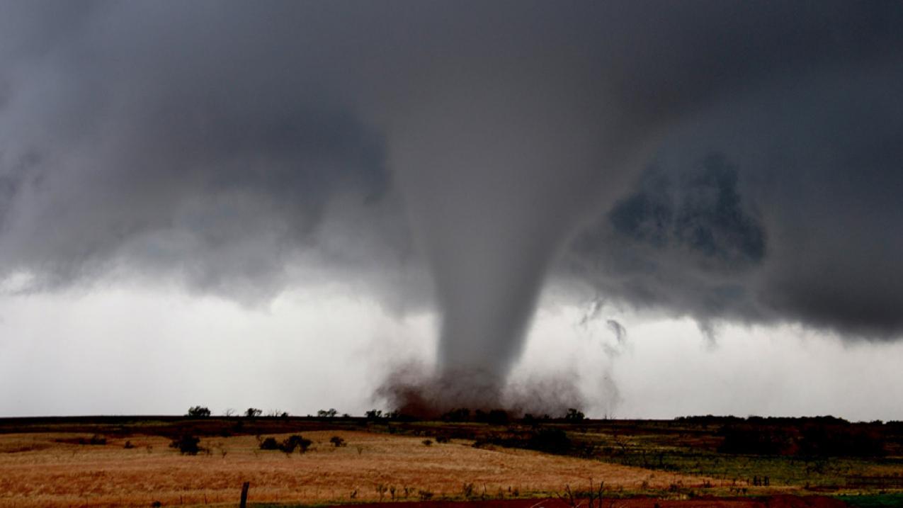 tornado on ground