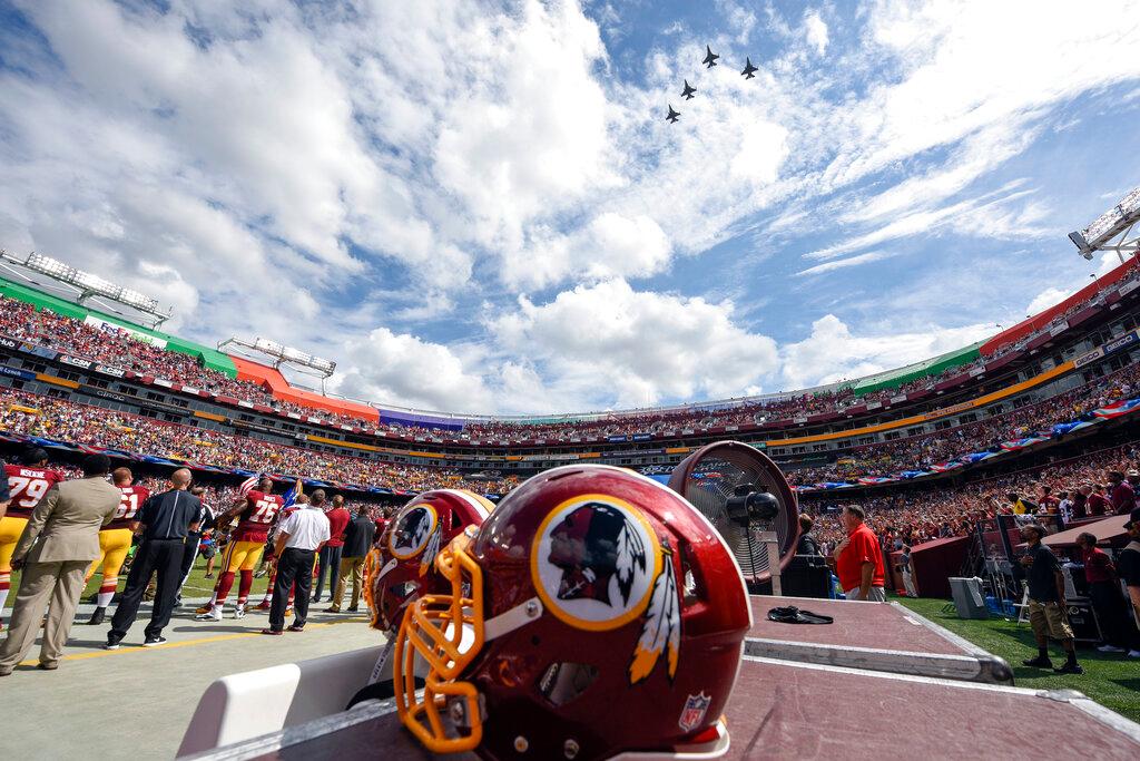 Redskins helment