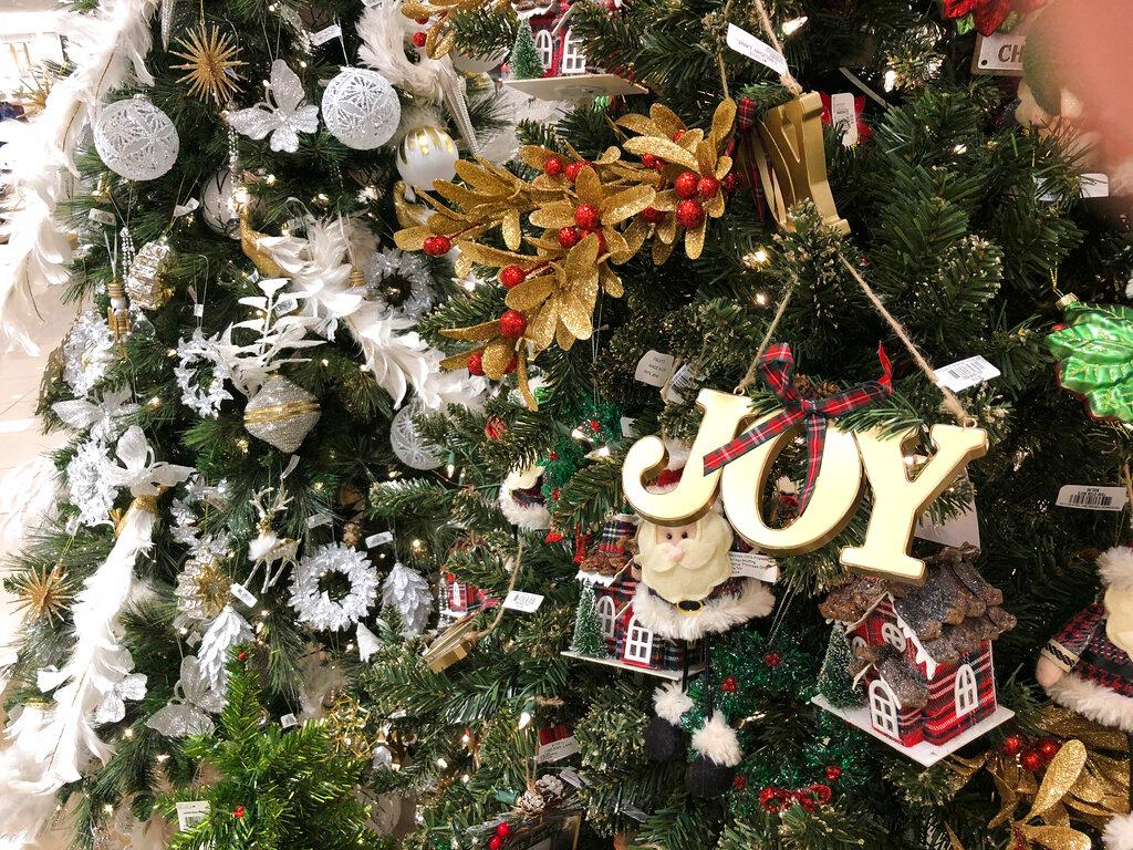 Christmas Tree in Macy's 