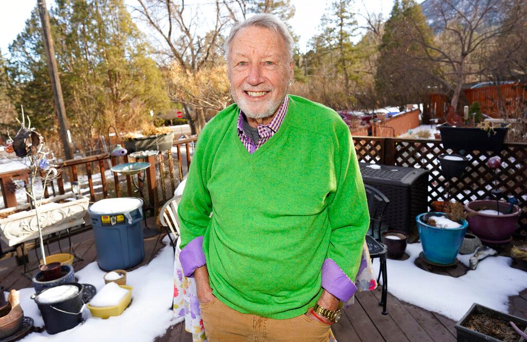  83-year-old veteran, talks about his struggle to secure a COVID-19 vaccination