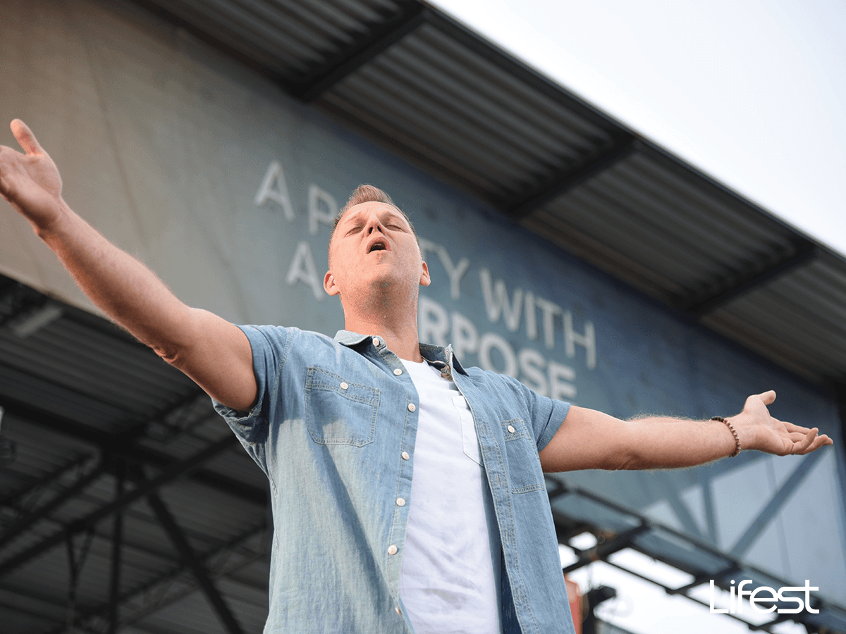 Matthew West at previous Lifest