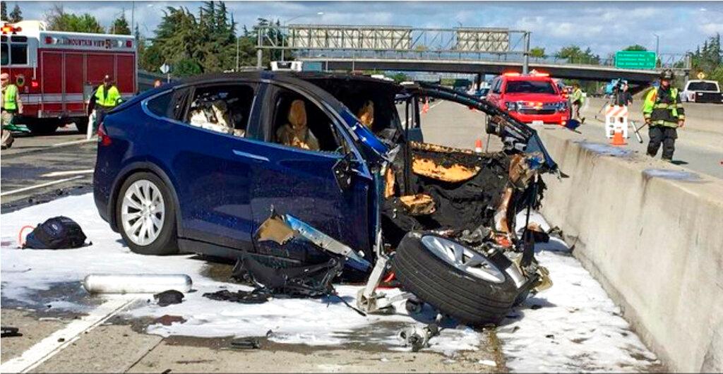 Tesla Crash 