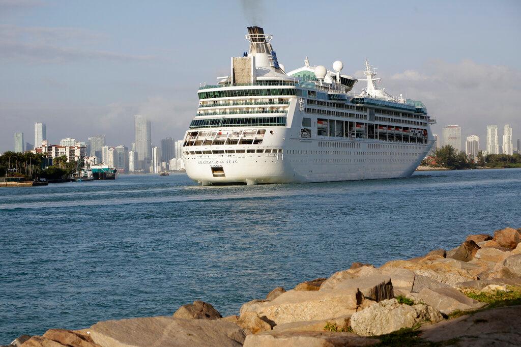 Cruise ship