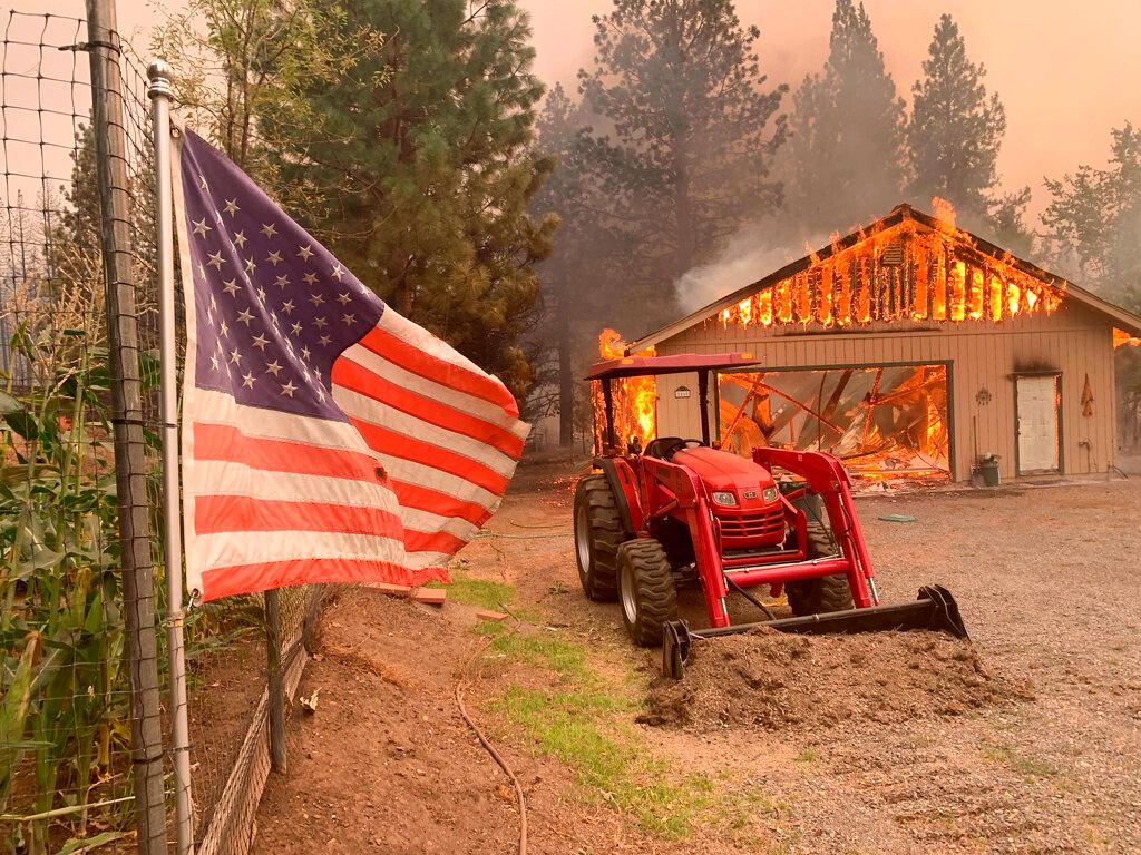 Wildfire Taylorsville in Plumas County, Calif.