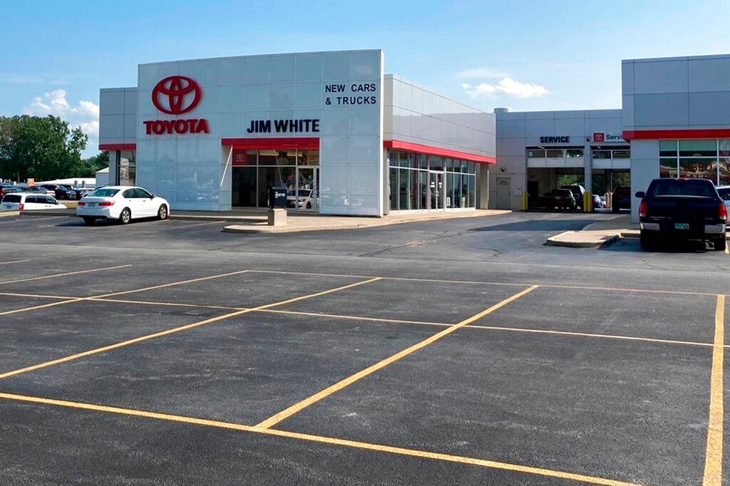 Toyota Dealership 
