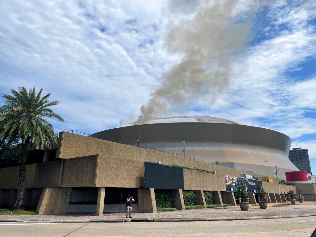 New Orleans Superdome Caught Fire 