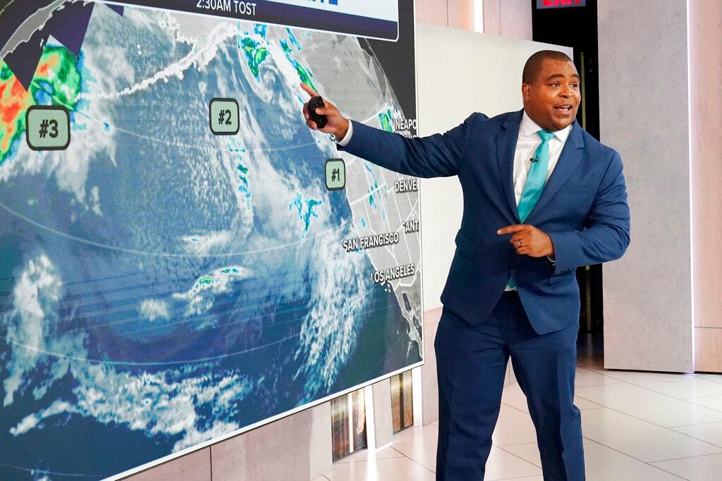 Fox Weather Set with meteorologist Jason Frazer 