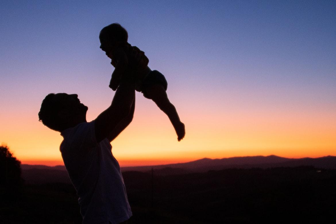 dad and child
