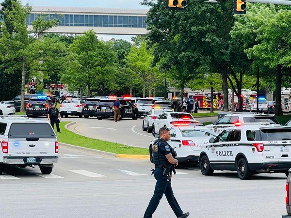 Tulsa Police Department respond to active shooter situation at Saint Francis Hospital 06/01/2022