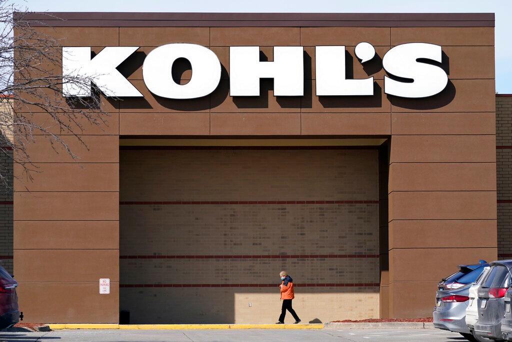 the Kohl's sign on store front