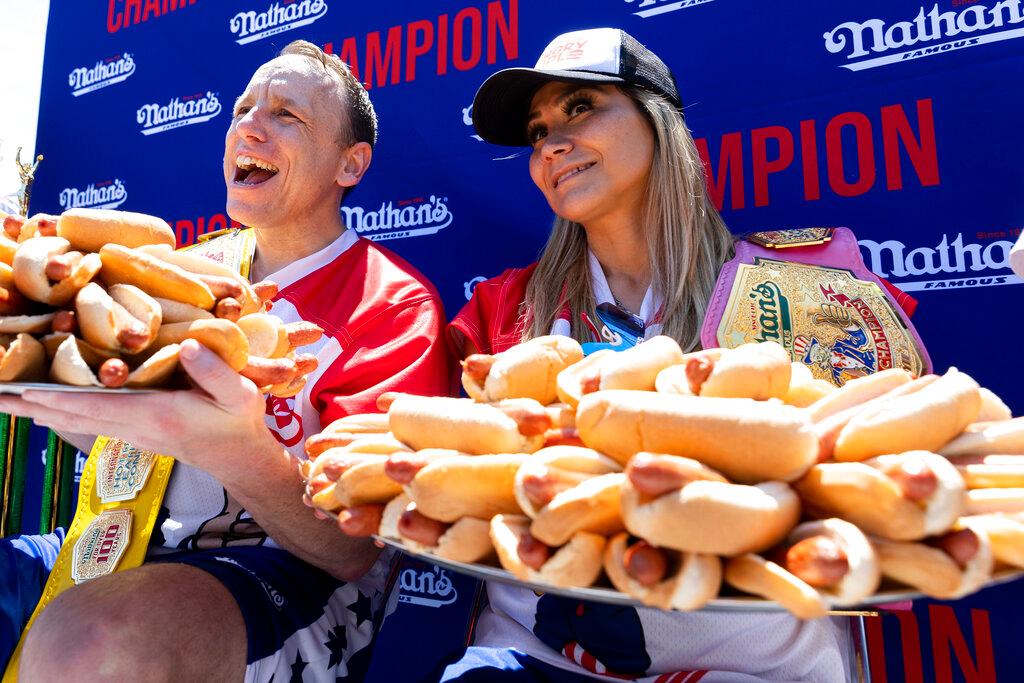 two winners on hot dog eating contest