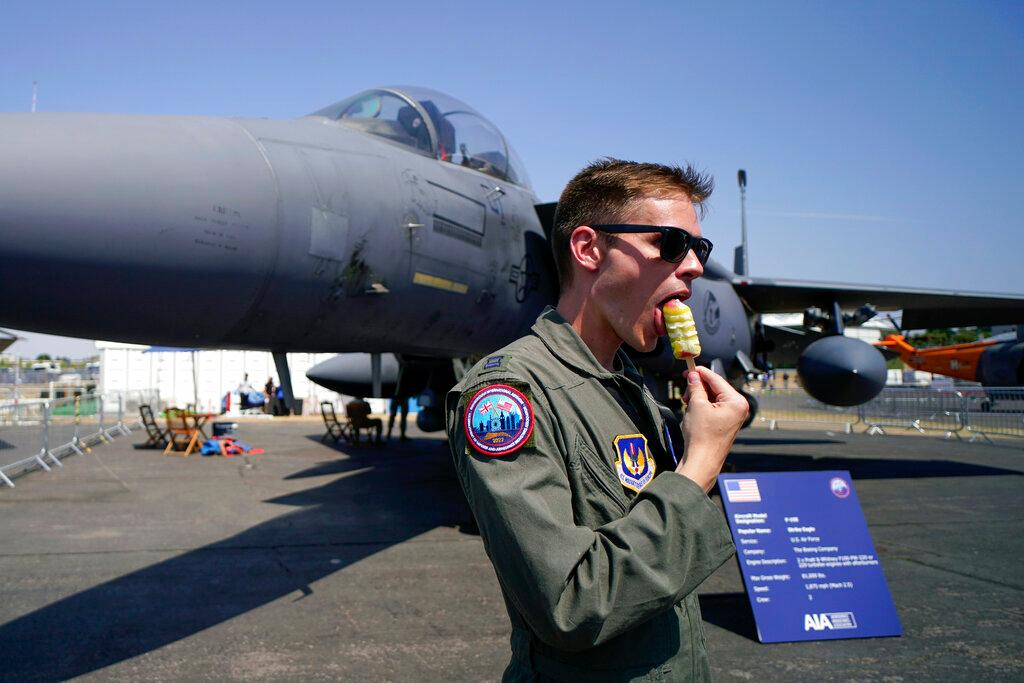 Future of "Top Gun" could be drones, robots