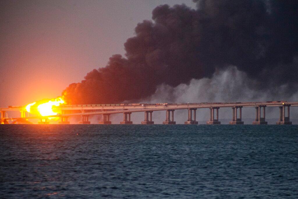 Image shows fire and smoke on bridge