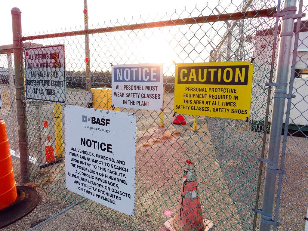 A proposed settlement to restore natural resources damaged by the company's dumping is widely opposed as insufficient by residents of Toms River.
