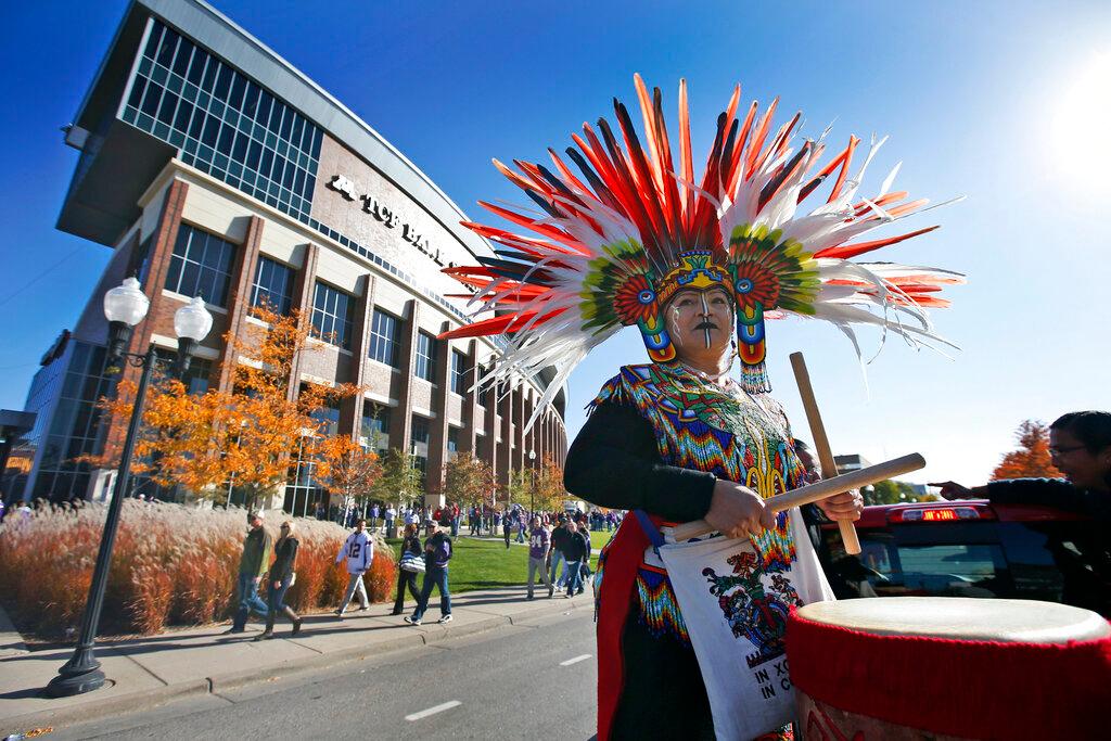 "No Honor in Racism Rally" march in front of TCF Bank Stadium before an NFL football game (2015)