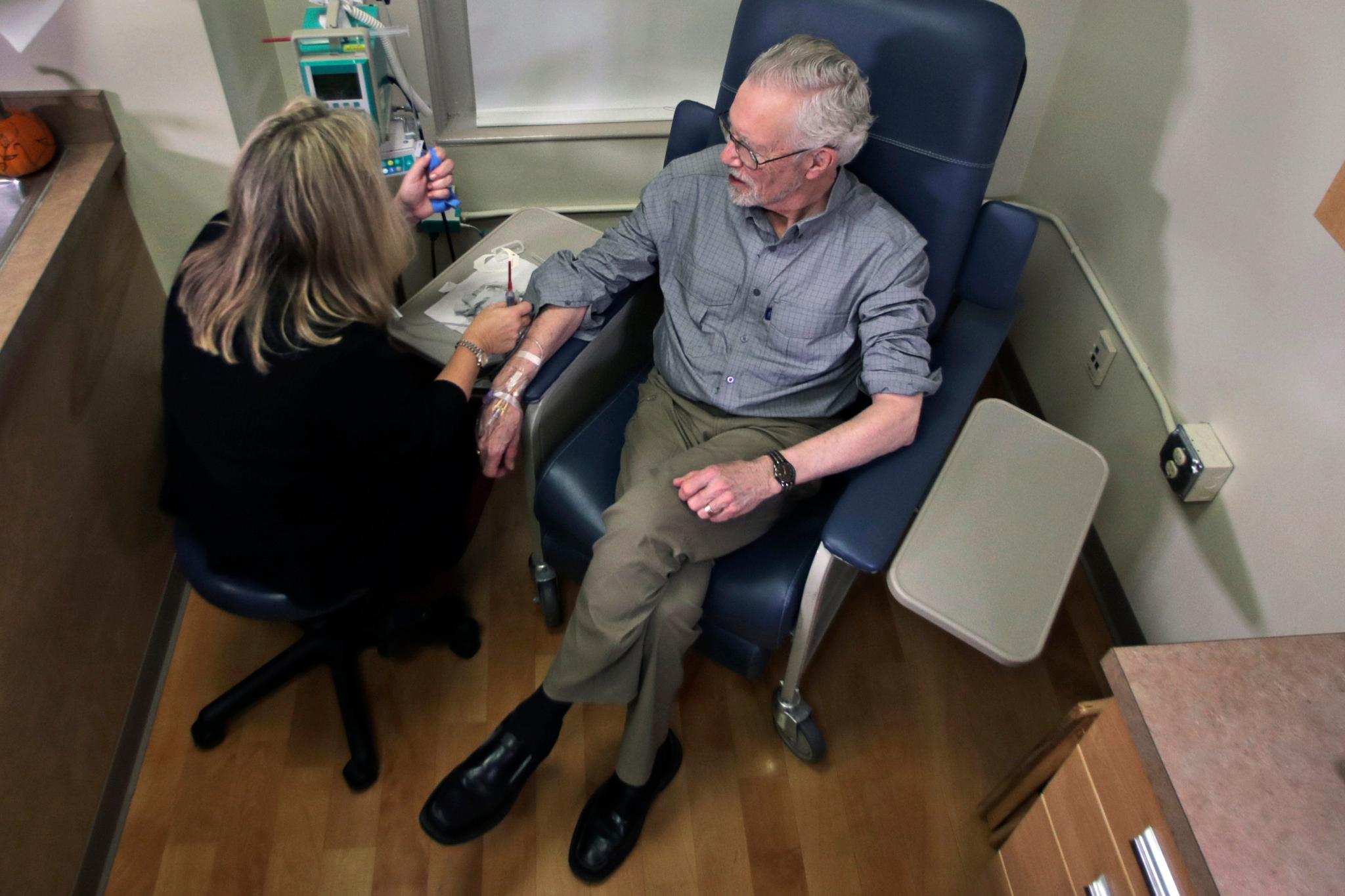 Experts split sharply over experimental Alzheimer’s drug