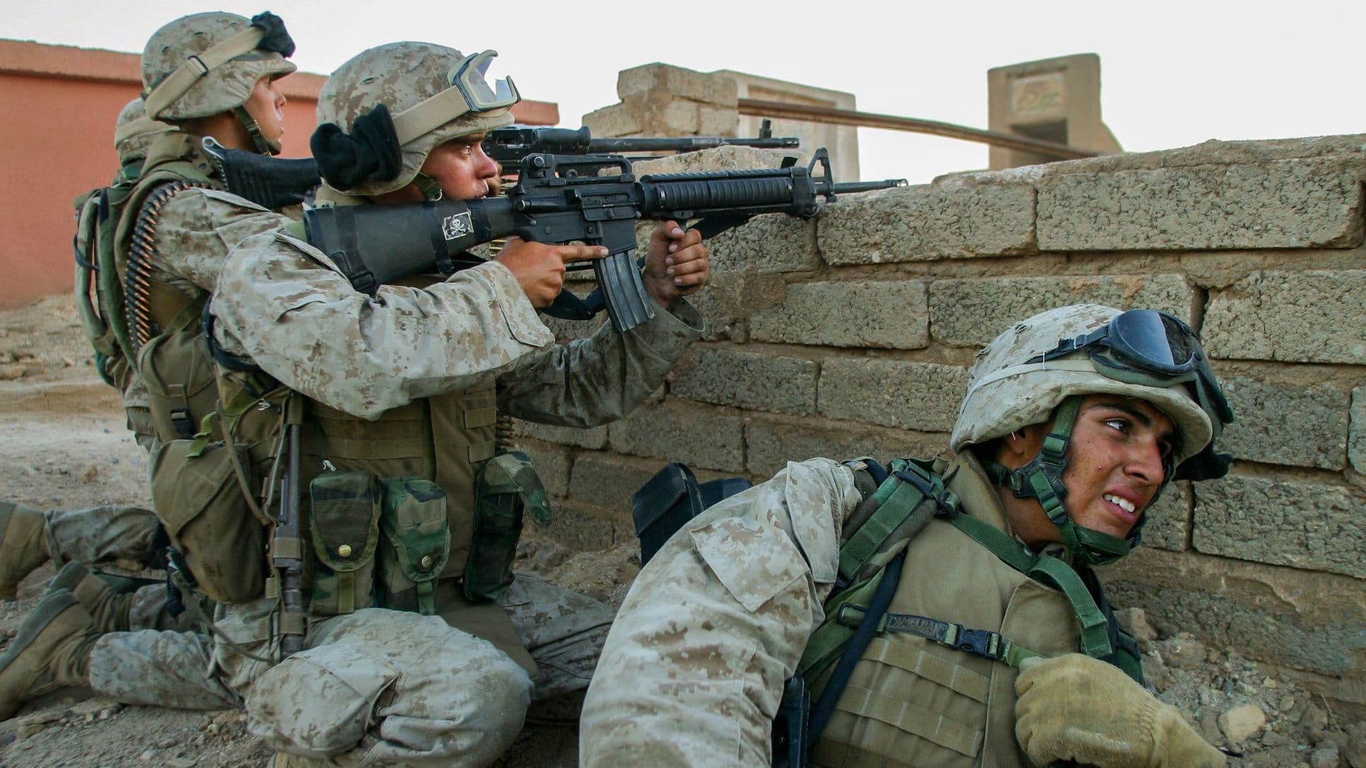 Thousands Of Marines And 3 More Warships Deployed To Middle East